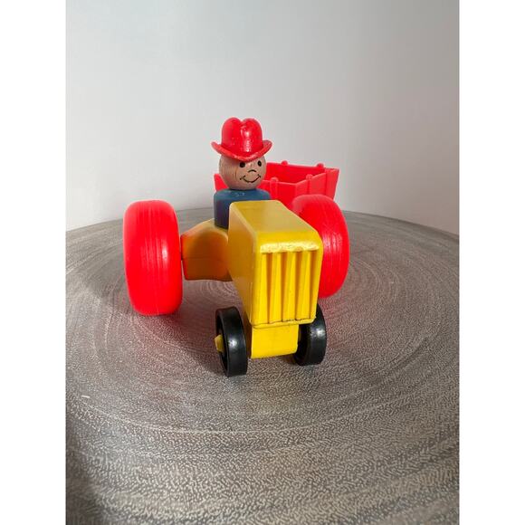 Vintage Fisher-Price Little People Yellow Tractor w/ Wagon and Farmer - Picture 2 of 8